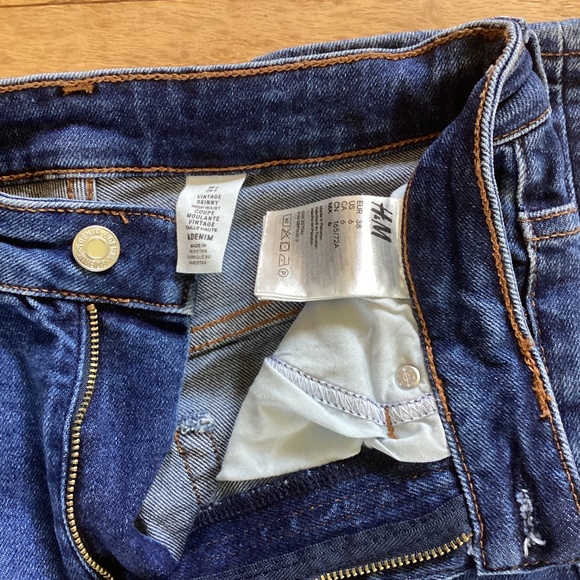 “Vintage skinny” H&M jeans, size 6, dark blue denim, high rise - Picture 2 of 4